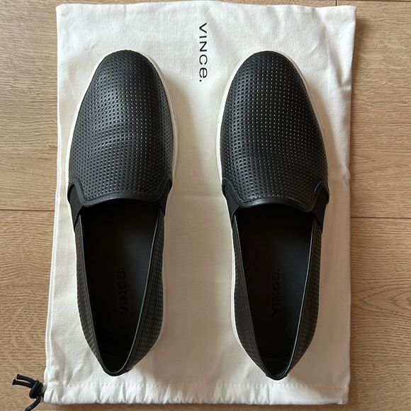 Vince. Blair slip on black sneaker (US 7) - Picture 5 of 12